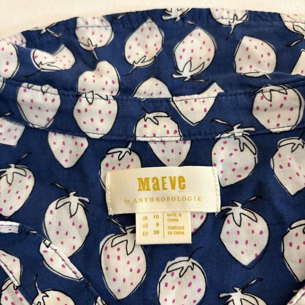 Maeve by Anthropologie Shirt Women's 8 Blue Button Down Strawberry Printed Top - Picture 6 of 8